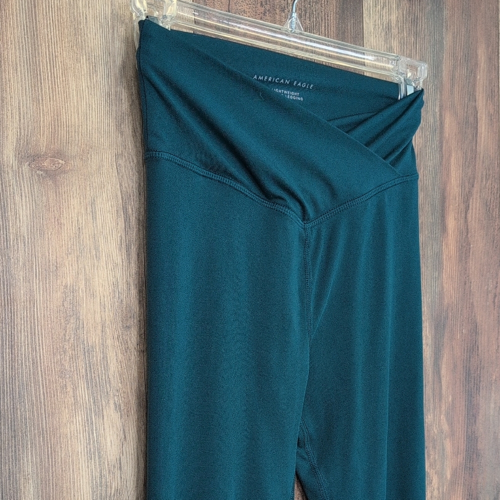 American Eagle Outfitters Dark Green Lightweight Everything Leggings XS  T106